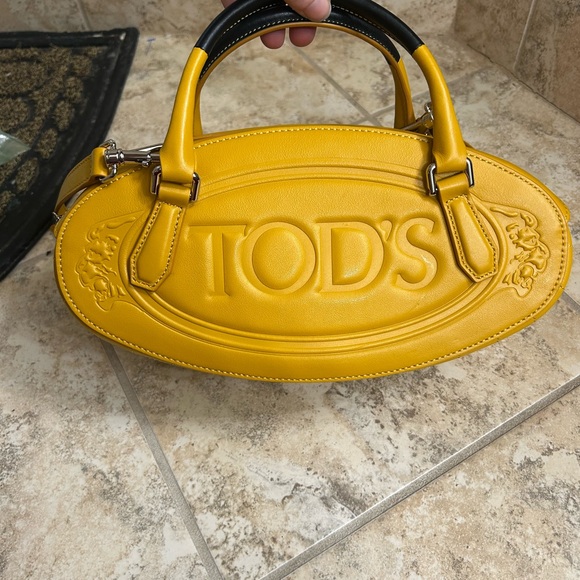 TOD'S Yellow Leather mini Boston embossed logo bag - Picture 3 of 15